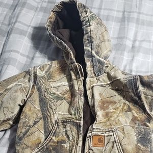 Carhartt size 7 coat